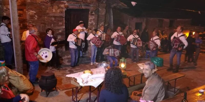 Arraial e peregrinação pela Senhora da Guia